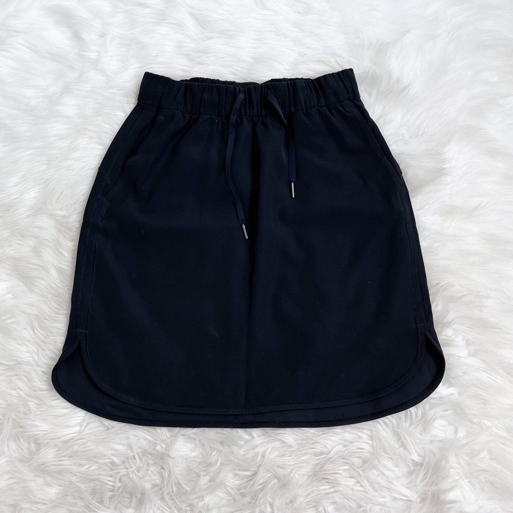 Lululemon On The Fly Skirt *Woven in Black Size 6 - Picture 5 of 8